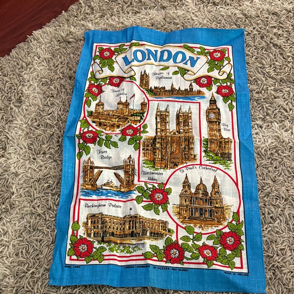 London Themed Blue and Red Decorative Tea Towel